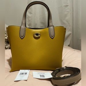 Coach Willow Tote 24